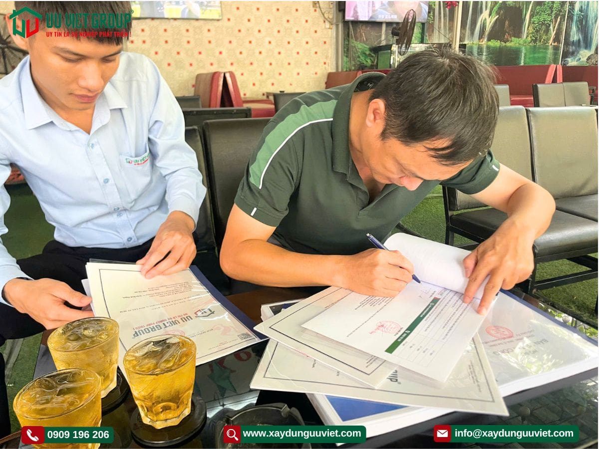 Ký hợp đồng xây nhà mới quận Tân Phú