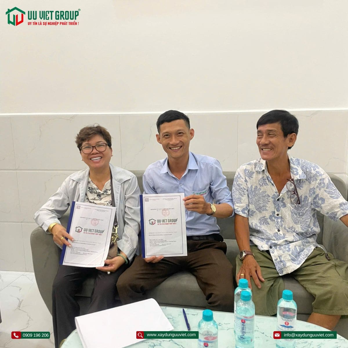 Ký 2 hợp đồng mới