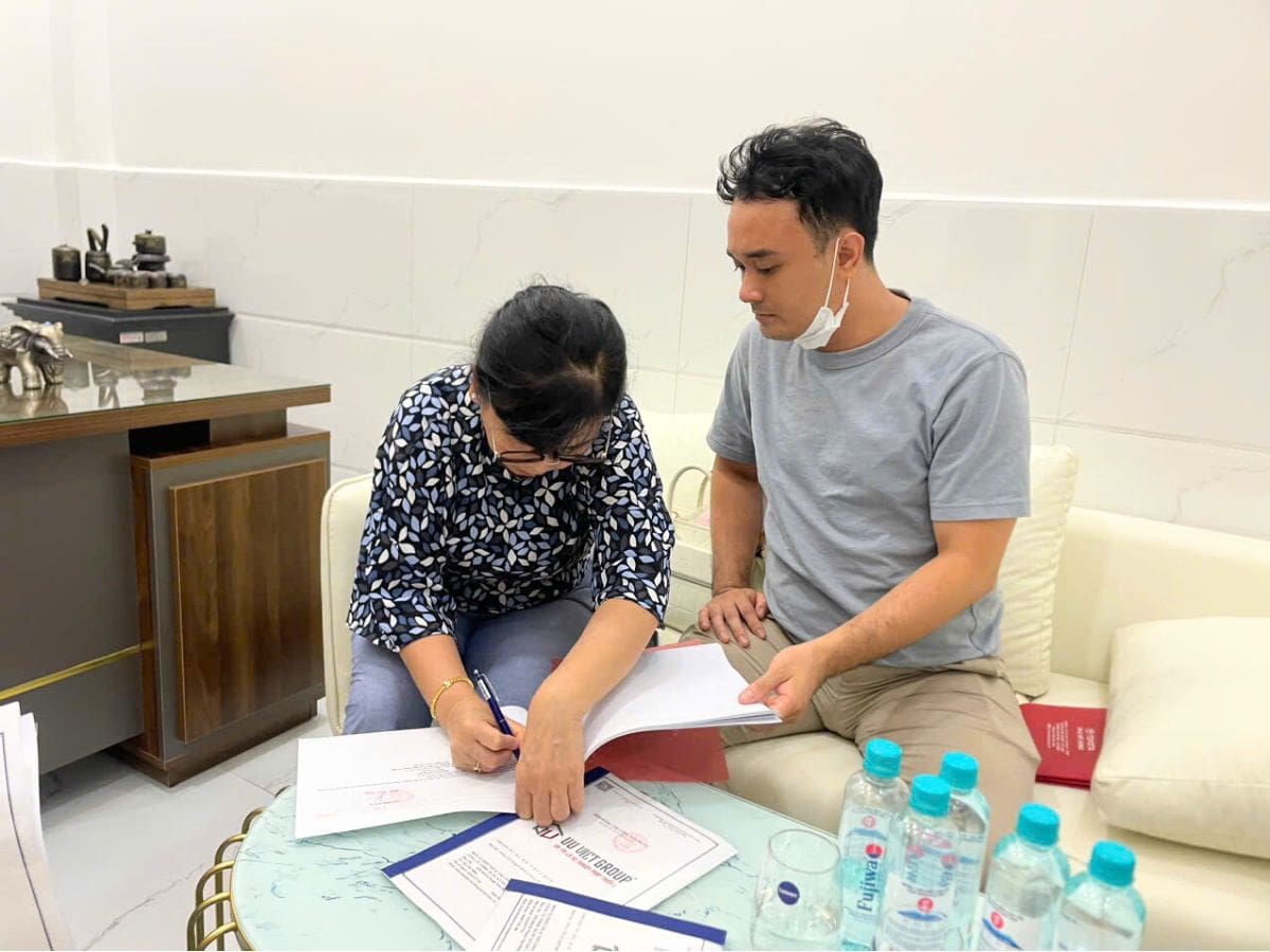 Ký hợp đồng xây nhà mới quận 3