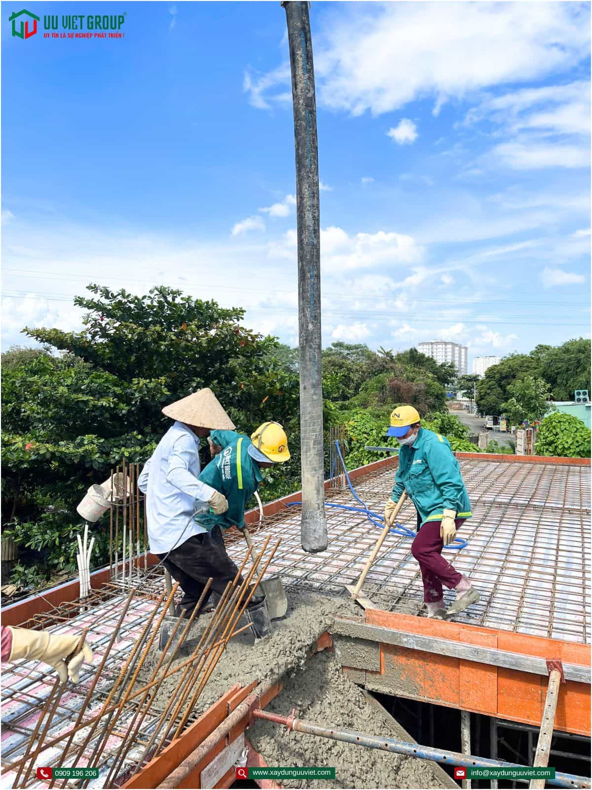 Tiến độ đổ bê tông sàn nhà phố quận 12
