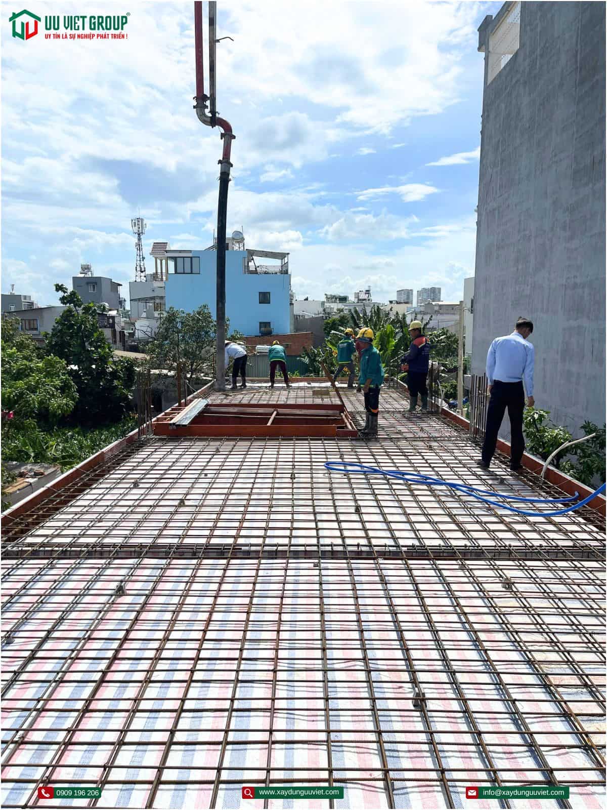 Tiến độ đổ bê tông sàn nhà phố quận 12