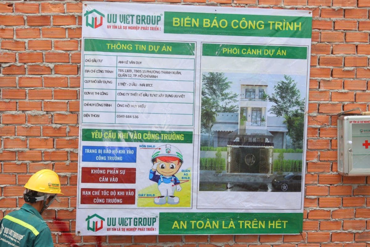 Đổ bê tông móng nhà phố