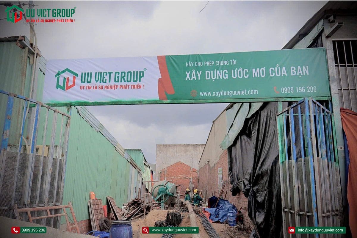 Đổ bê tông móng nhà phố
