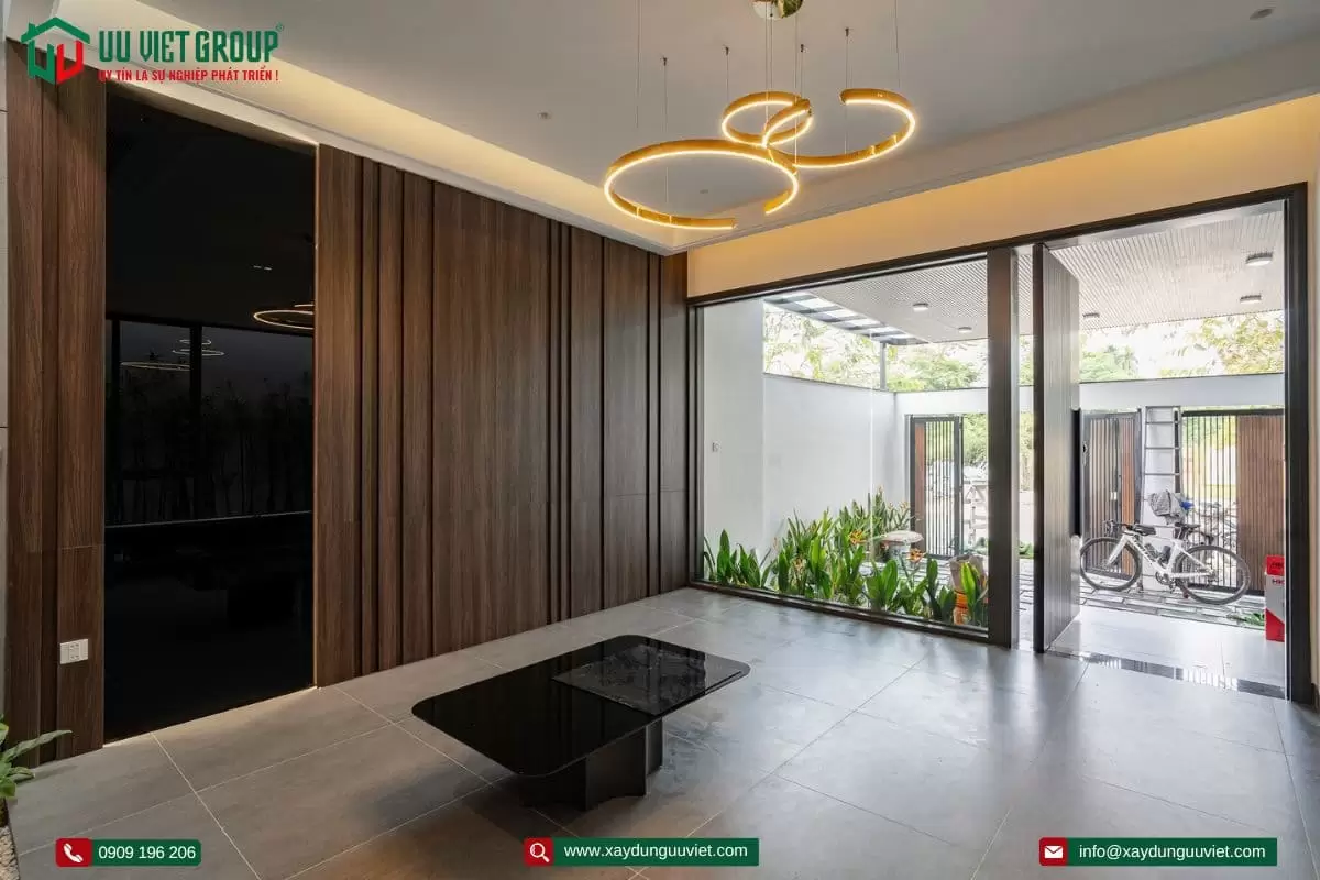 Hoàn thành nhà phố hiện đại