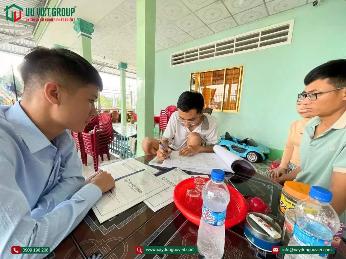 Ký kết hợp đồng xây nhà mới tại Tiền Giang