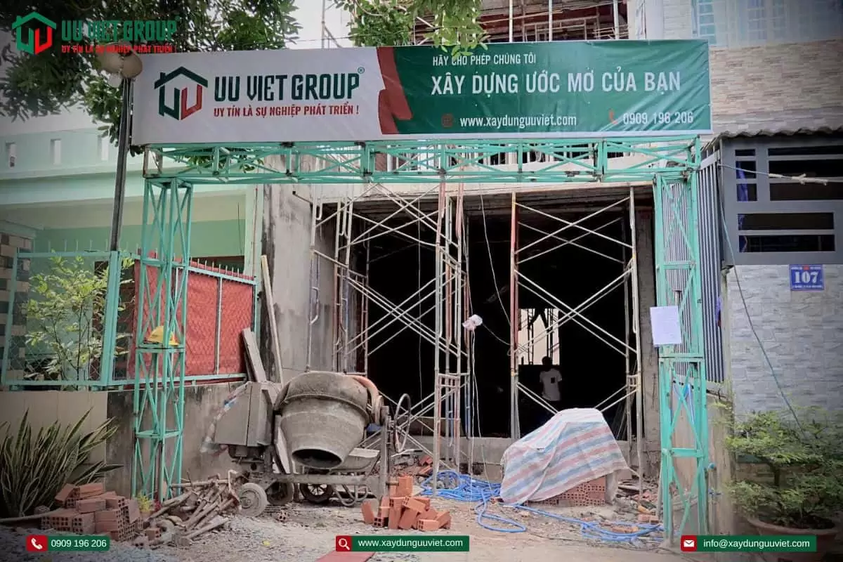 Đổ bê tông sàn mái nhà phố